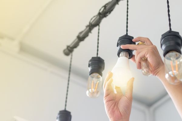 Light Bulb Changing Service in Kirkland