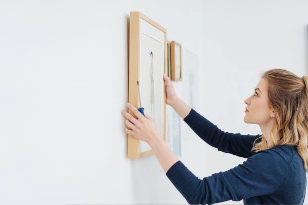 Picture Hanging Service in Kirkland