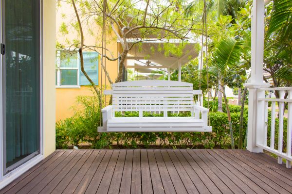 Porch Swing Service in Kirkland